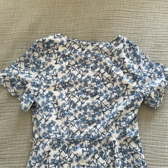 Banana Republic - Blue and White Floral Dress - Picture 5 of 6